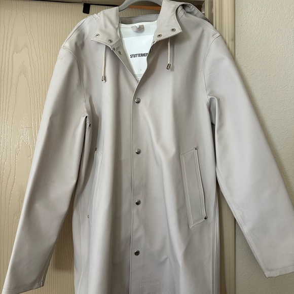 Stutterheim Jackets & Blazers - Stutterheim Light Sand Hooded Raincoat